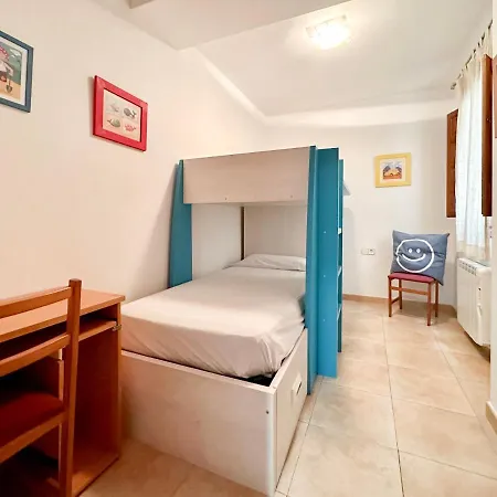 Centric With Pool In Tossa 2 Апартаменты *